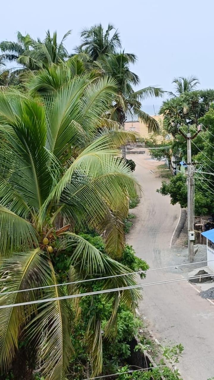 Sea View Beach House Pondicherry Exterior photo